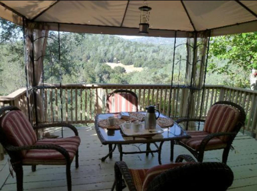Yosemite Bed And Breakfast มารีโปซา ภายนอก รูปภาพ