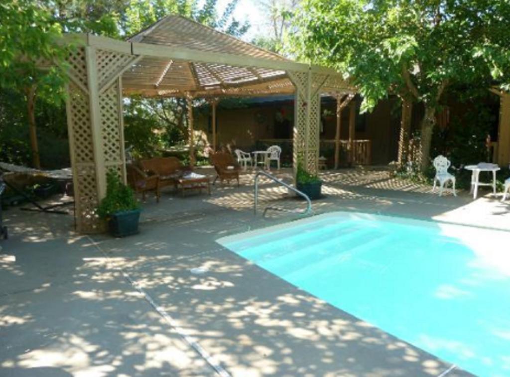 Yosemite Bed And Breakfast มารีโปซา ภายนอก รูปภาพ