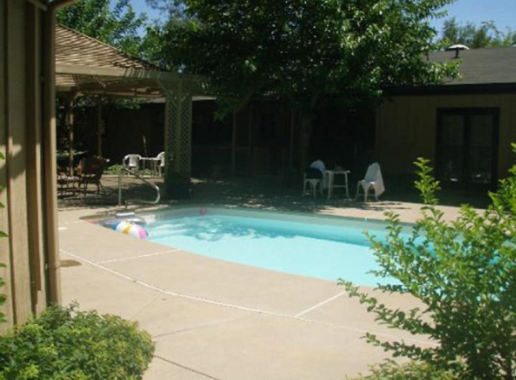 Yosemite Bed And Breakfast มารีโปซา ภายนอก รูปภาพ